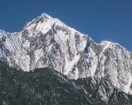 fine art photography graphic composition and surprising details by Willy Lamers